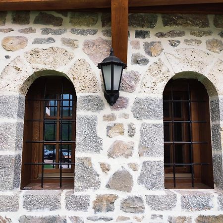 Guest Mansion, Гостински Палат Rostusa Esterno foto