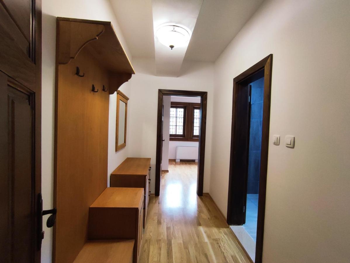 Guest Mansion, Гостински Палат Rostusa Esterno foto