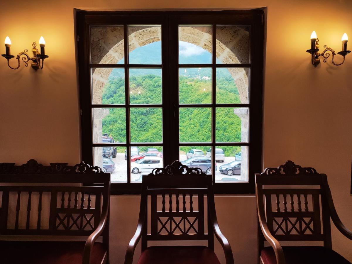 Guest Mansion, Гостински Палат Rostusa Esterno foto