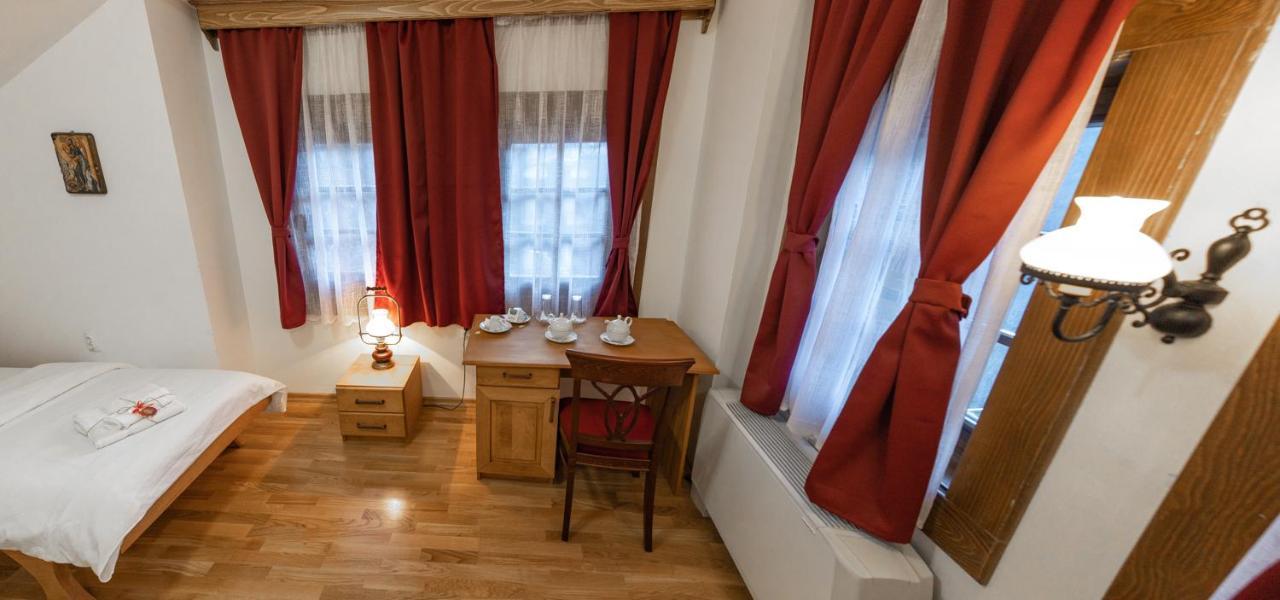 Guest Mansion, Гостински Палат Rostusa Esterno foto