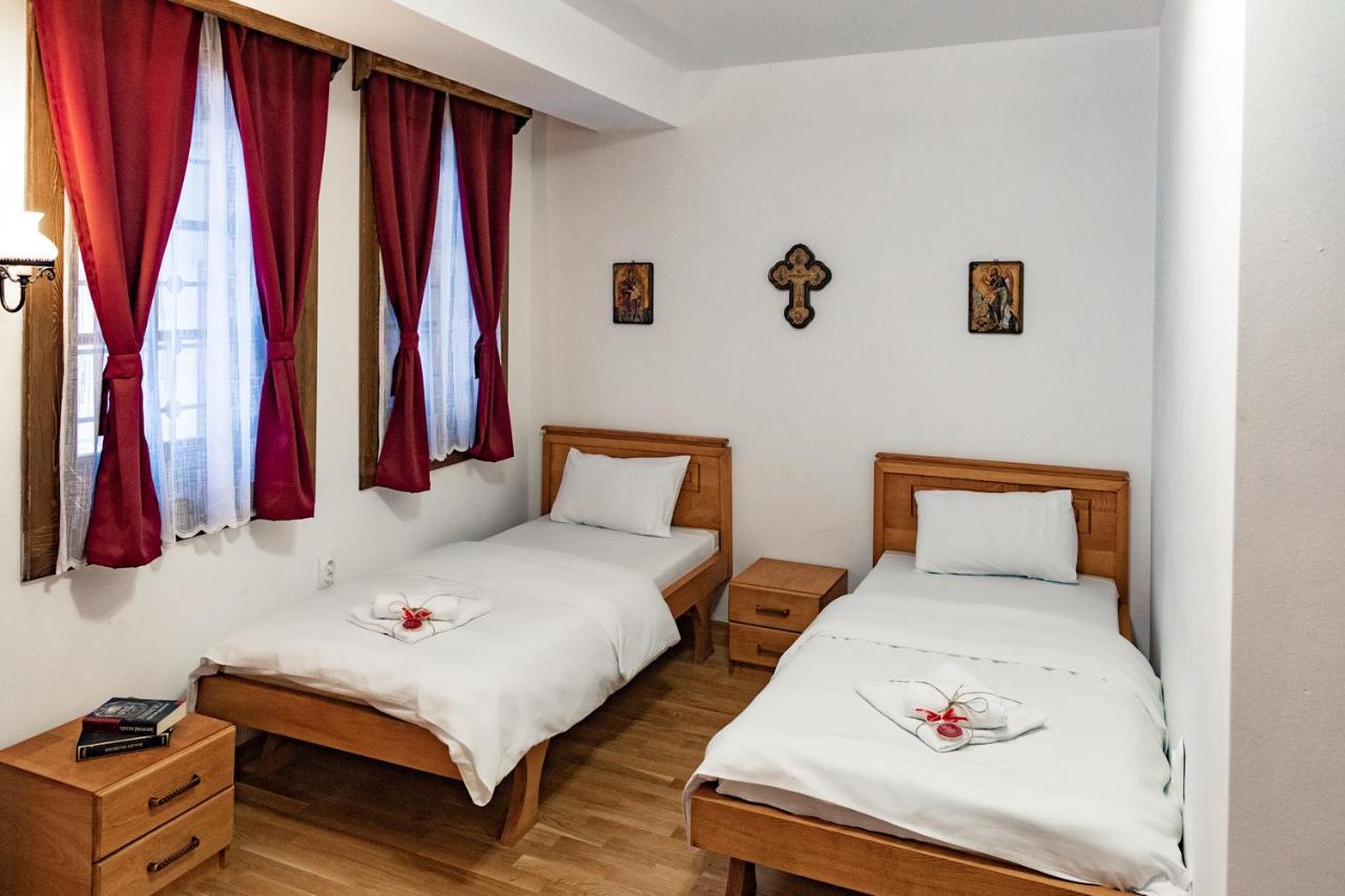 Guest Mansion, Гостински Палат Rostusa Esterno foto